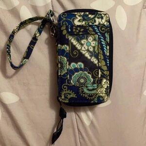 Vera Bradley wallet wristlet navy Green Rhythm And Blues Floral